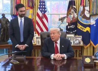 Is Trump Fascist, Mamdani is asked as POTUS watches. This happened next