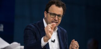 Anthropic’s Dario Amodei Acknowledges Risks of Enormous Investment in A.I.