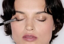 The Best Eyeshadow Palettes for Minimalist Glam, Festive Sparkle, and Everything in Between