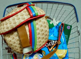 Gen Z’s favourite cocktail BuzzBallz launches ‘BuzzBagz’ worth £4,000