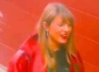 Taylor Swift spreads Christmas cheer at Travis Kelce’s Chiefs game