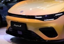 EV Maker Leapmotor to Sell $534 Million Stake to State-Owned FAW