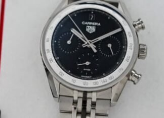 Hands-on – The Sleek TAG Heuer Carrera Chronograph x
Fragment Limited Edition