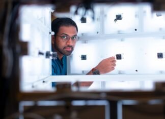 From ‘Jetsons’ to reality: Brown University team works to perfect humanoid robots