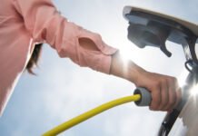 More than a quarter of new car registrations in France are electric