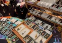 Video: Handmade jewelry at Auburn holiday craft fair