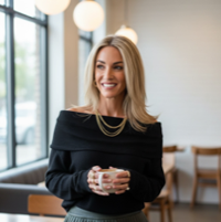 Lufkin woman catches lightning in a bottle with Artisan James jewelry