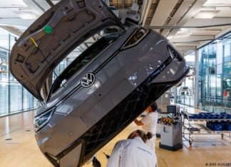 Germany news: Automakers see worst profits since 2009