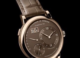 A. Lange & Söhne Lange 1 Daymatic Honeygold: a first
in Honeygold, limited to 250 pieces