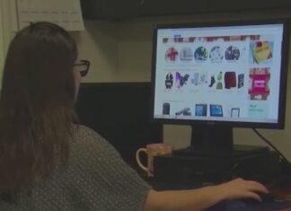 Holiday online sales feature artificial intelligence that may help, or hurt