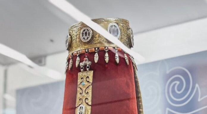 Exhibition of Kazakh National Jewelry Opens at Presidential Center