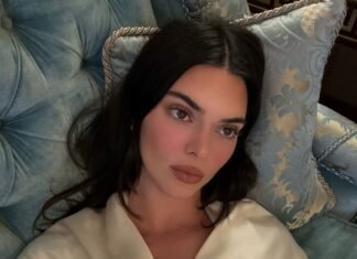 Black Coats Are Well and Good, But in L.A., It Girls Know This Color Looks Better With Dark-Wash Denim