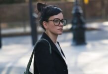 Lily Allen’s high street handbag looks like it should cost thousands, but it’s only £129