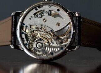 Just Because – The Best on the Back, Seven More Watches with
Drop-Dead Gorgeous Movements