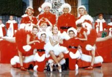 8 Festive Style Lessons I Learned From Your Favorite Holiday Movies