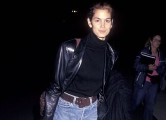 The Specific ’90s Cindy Crawford Airport Outfits I Still See on the World’s Chicest Passengers
