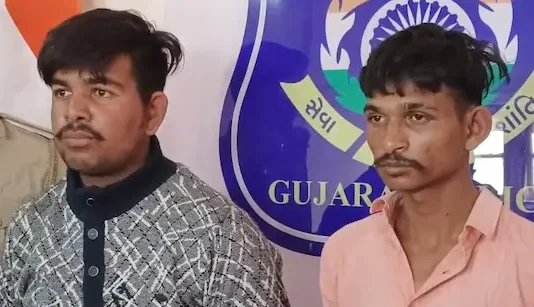 Teen girl drugs father, watches lover stab him dead in Vadodara