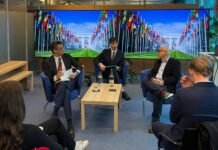 Team Europe TraineeTalk: Artificial Intelligence and Human Rights