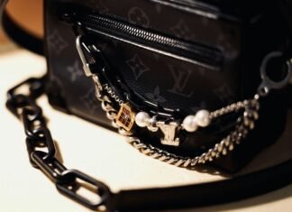 Community Urged to Assist After Luxury Purse Heist
