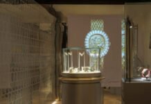 Exhibition Dedicated to Miniaturisation at AP House
Singapore
