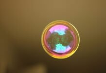 The AI Bubble: Why tech leaders warn of a bust—and what it means for you