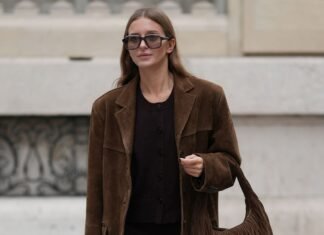 I Know You Speak Fashion If You’re Already Wearing This Rich-Looking Sneaker Color