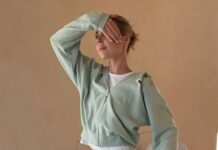 These Hybrid Beauty Products Are Designed for the Sweatiest Pilates and Yoga Classes, so I Tried Them