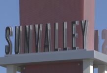 Police investigate smash-and-grab robbery at Sunvalley Mall jewelry store