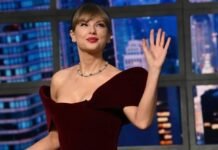 Taylor Swift Declares Her Colors for the Holiday Season