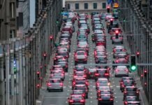 EU set to water down 2035 combustion-engine deadline after car industry push