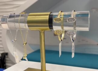 Kendra Scott jewelry pieces helping Muma Children’s Hospital patients