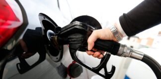 Warning issued to European car manufacturers over elective vehicles