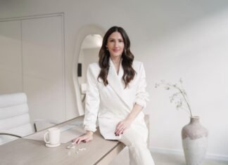 How This Entrepreneur Turned Her Ring Concierge Service Into A Growing Jewelry Empire