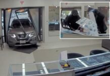 Shocking video shows thieves crashing SUV through jewelry store in…