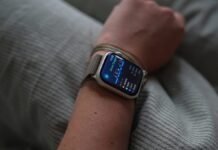 Do sleep tracking devices really help? Experts weigh in