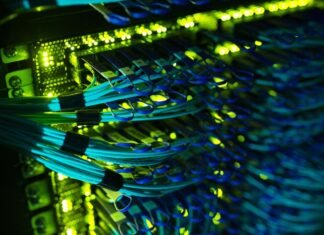 AI Debt Spree Is Fueling a Credit Trading Frenzy: Credit Weekly