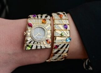 First Look – The Dazzling Bulgari Tubogas Manchette