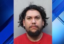 Hialeah jewelry store employee caught with $30K worth of stolen merchandise, police say