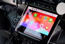 Ford Will Remain To Back Up Apple CarPlay