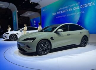 Canadian Auto Industry Voices Concern About China-Canada EV Deal