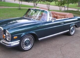 CLASSIC CLASSICS: 1971 Mercedes-Benz: The right place, right time