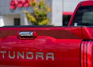 Toyota recalls 162,000 trucks over faulty screens