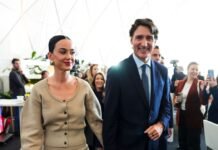 The Curious Case of Katy Perry’s First Lady Cosplay