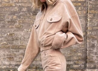 The 2026 Boot Colour Trend That’s Somehow Chicer Than Black, Burgundy, and Brown