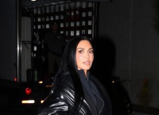 Before Kim Kardashian’s NikeSkims Rift, the Split-Toe Sneaker Was for the Heads and the Weirdos