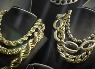 Gold blazes past $5,100 to all-time high