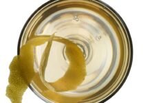 Why Everyone Is Taking a Shot of Olive Oil and Lemon Before Bed