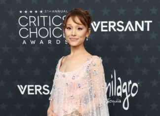Ariana Grande Shows She’s Not Done With Glinda Pink Yet at the 2026 Critics Choice Awards