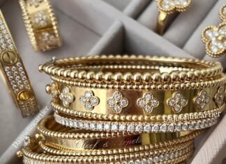 Is Jewelry Replacing the It-Bag? Van Cleef & Arpels
and Cartier Drive Richemont Growth