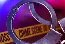 Cape Coral thieves lay in wait for manager, grab jewelry from safe